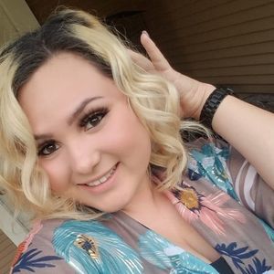 Meet your Posher, Clara